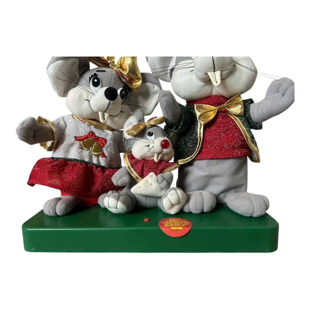Vintage Caroling‎ Mice Mouse Family Animated Sing & Sway Christmas Motion